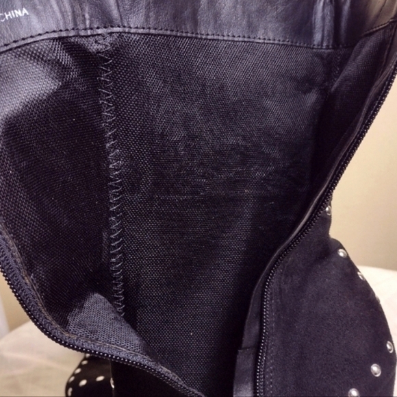 Charlotte Russe Studded Black Faux Suede Ankle Boots Size 10 Pointed Toe Heels - Picture 8 of 9